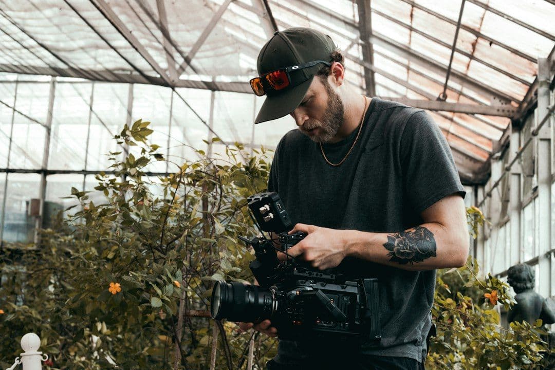 Behind the Shoot - Anatomy Brand Film 60 Detik dari Set Mooilux - ilustrasi cover