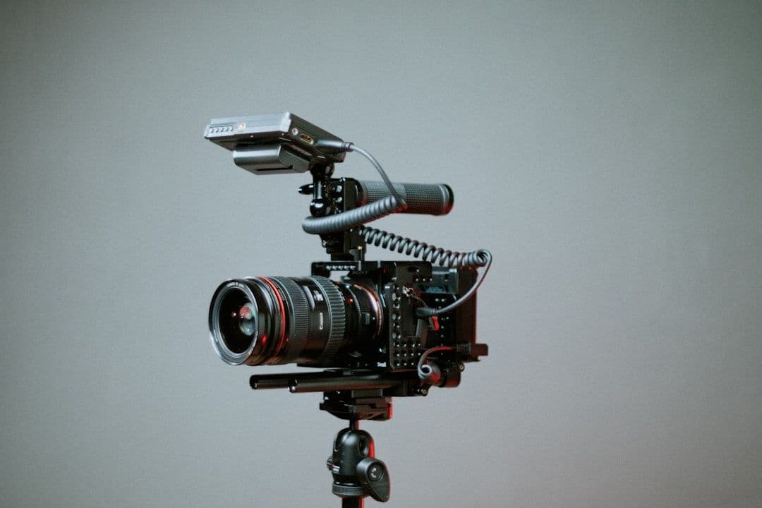 Sesi post-production color grading dan sound design brand film otomotif